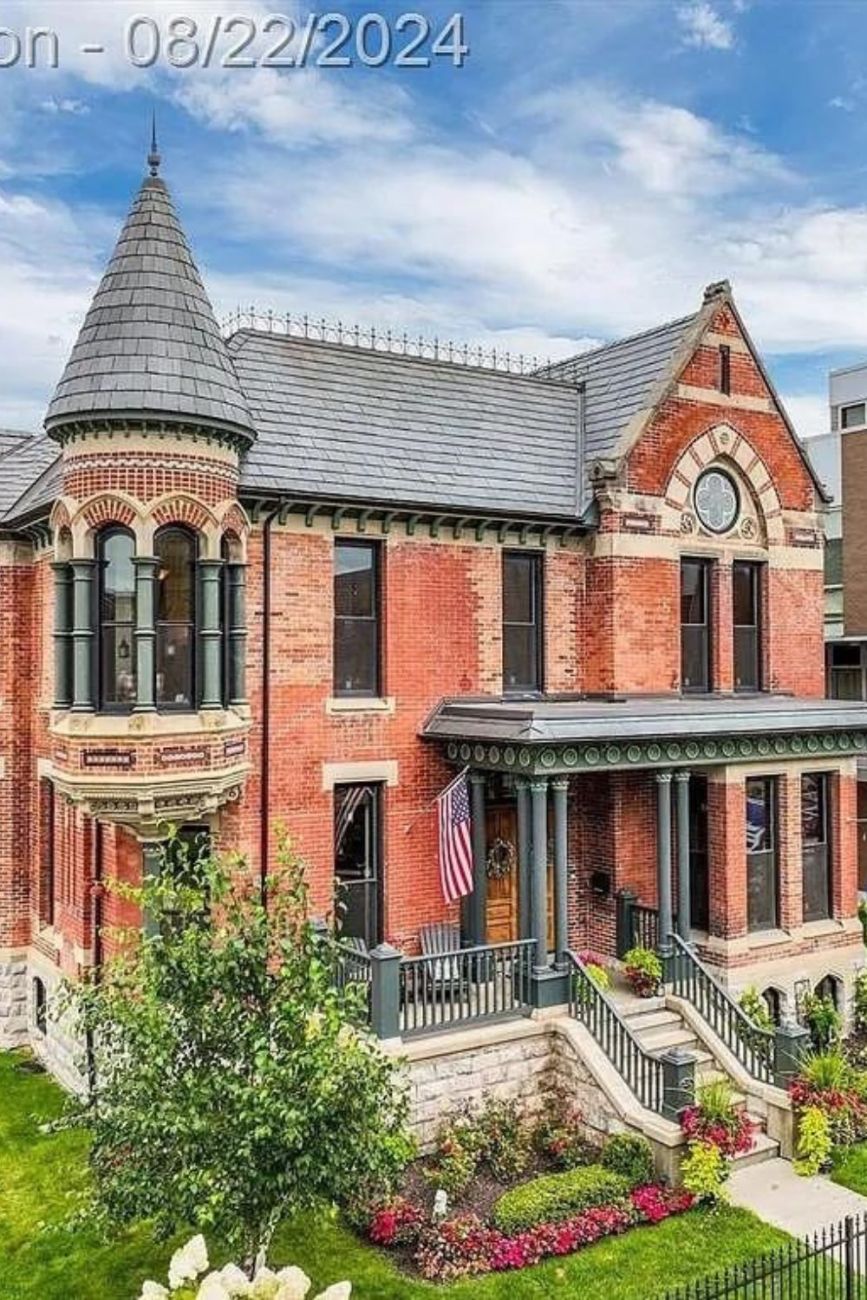 1878 Victorian For Sale In Detroit Michigan