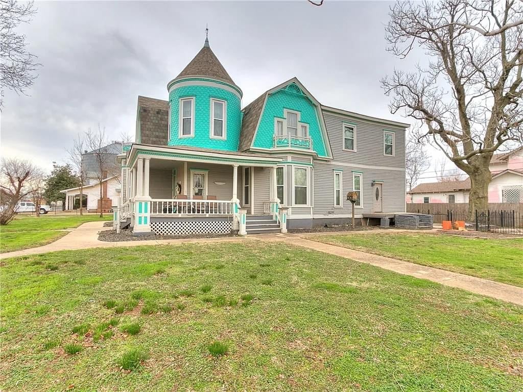 1920 Historic House For Sale In El Reno Oklahoma