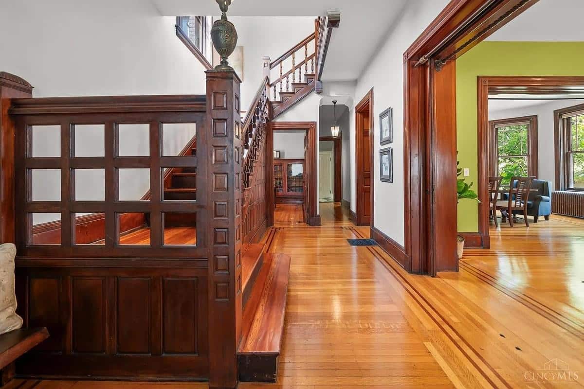 1890 Victorian For Sale In Cincinnati Ohio