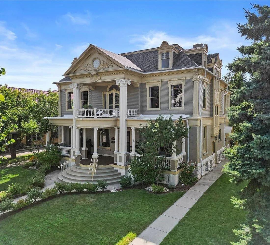 1899 Neoclassical For Sale In Racine Washington