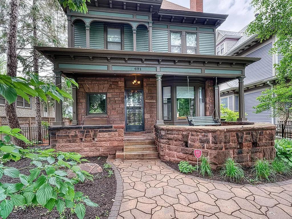 1894 Victorian For Sale In Saint Paul Minnesota