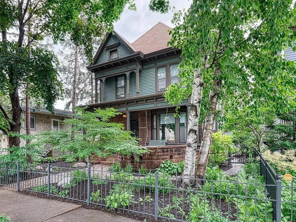 1894 Victorian For Sale In Saint Paul Minnesota