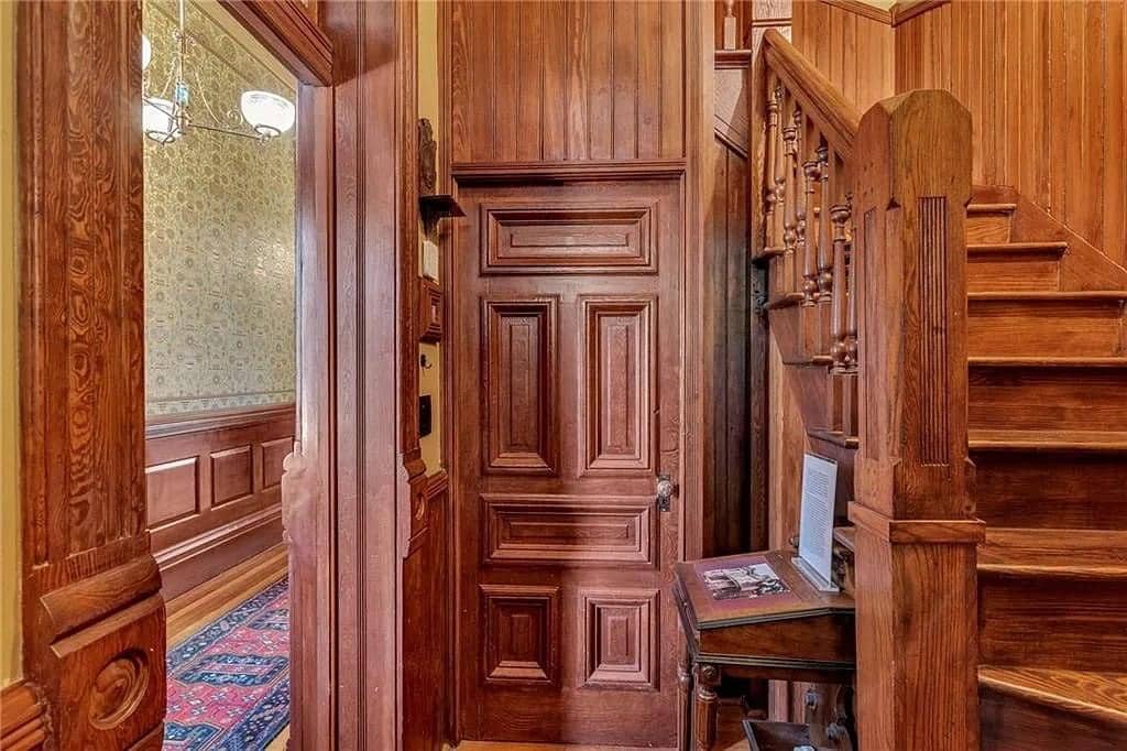 1888 Victorian For Sale In Saint Joseph Missouri