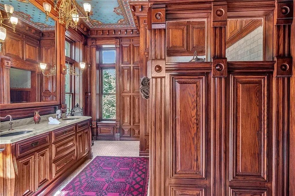 1888 Victorian For Sale In Saint Joseph Missouri