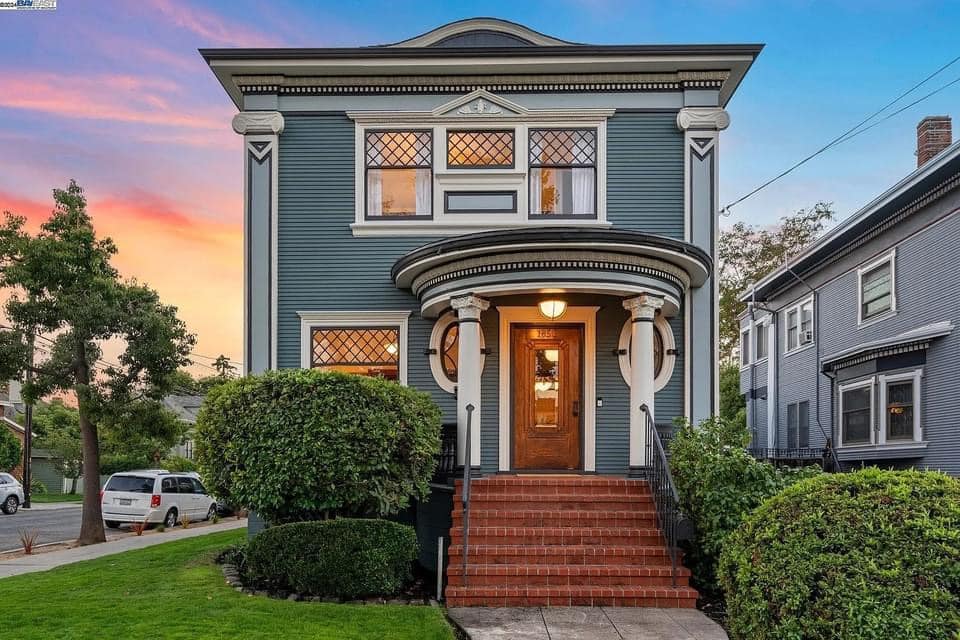 1904 Neoclassical For Sale In Alameda California