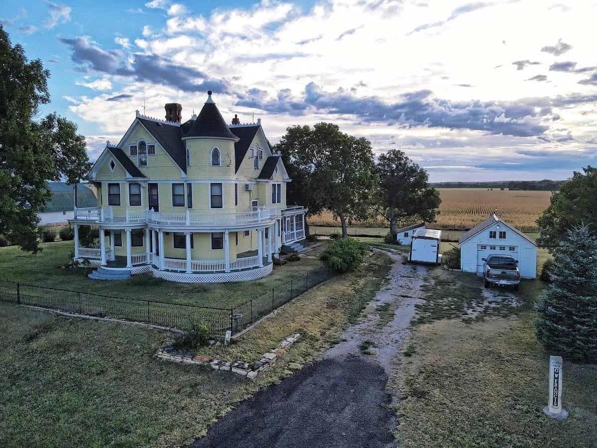 1880 Victorian For Sale In Burr Oak Kansas