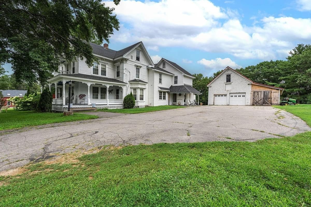 1900 Farmhouse For Sale In Howland Maine