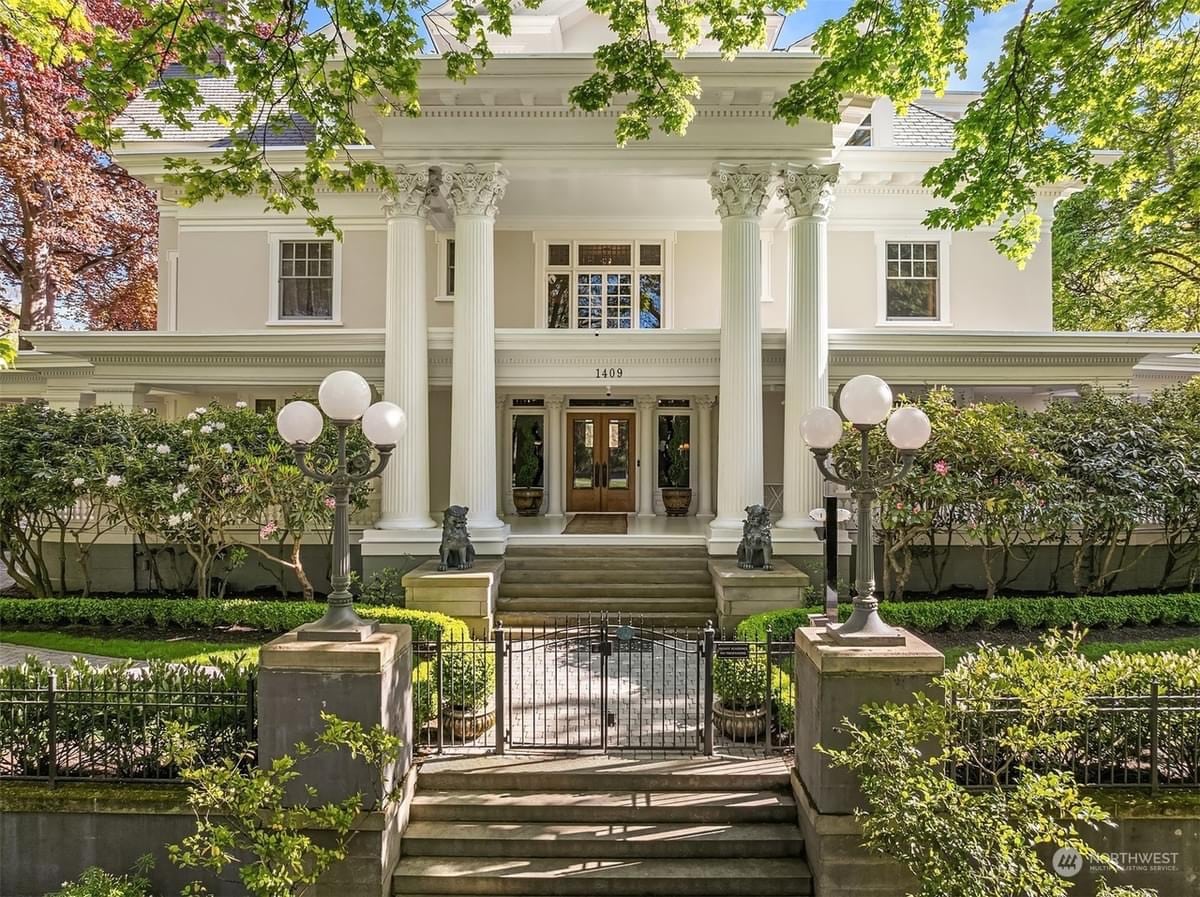 1909 Neoclassical For Sale In Seattle Washington