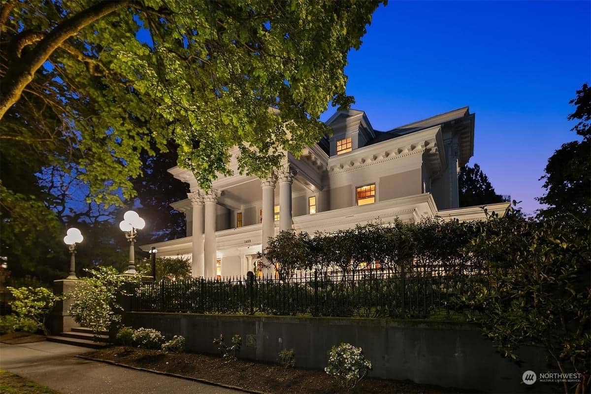 1909 Neoclassical For Sale In Seattle Washington