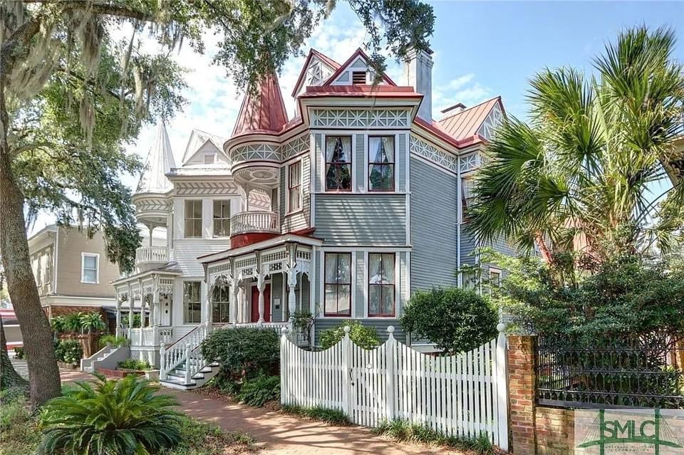 1890 Victorian For Sale In Savannah Georgia