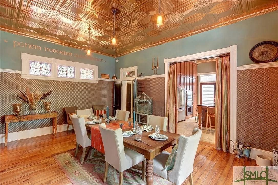 1890 Victorian For Sale In Savannah Georgia