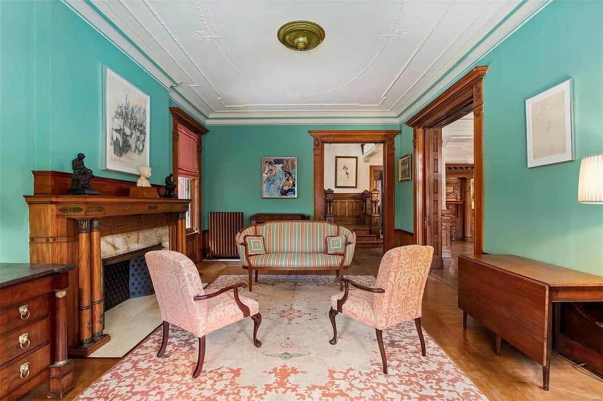 1895 Victorian For Sale In Saint Louis Missouri