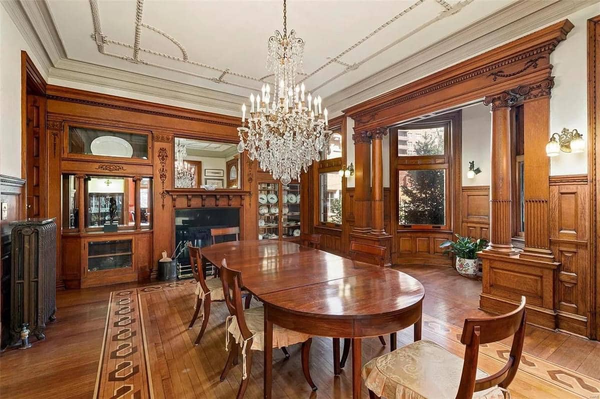 1895 Victorian For Sale In Saint Louis Missouri