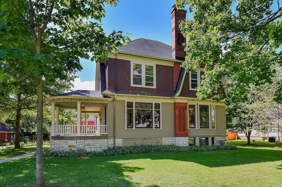 1895 Dutch Colonial Revival For Sale In Sandwich Illinois