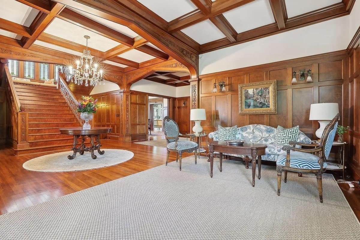 1906 Mansion For Sale In Minneapolis Minnesota