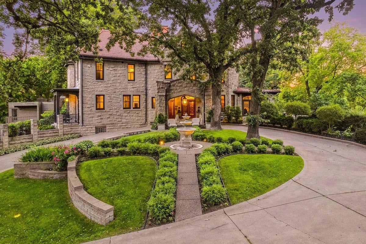 1906 Mansion For Sale In Minneapolis Minnesota