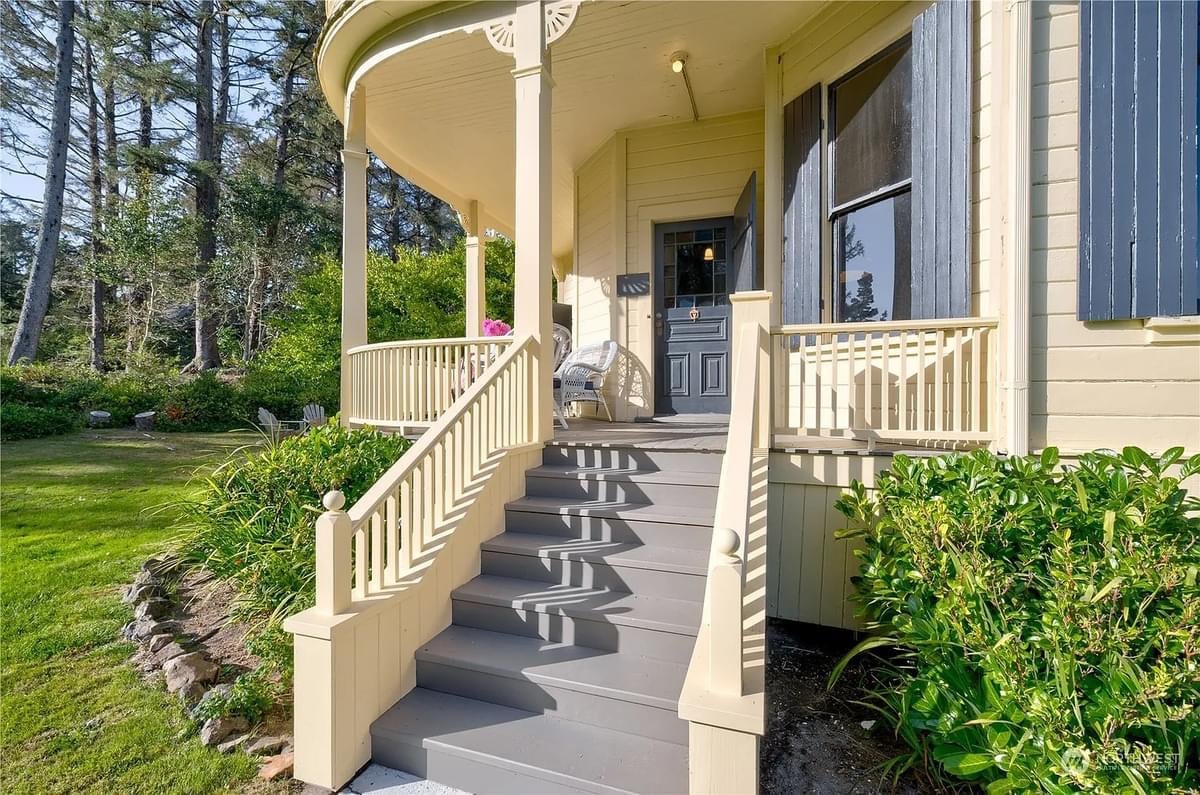 1888 Victorian For Sale In Seaview Washington