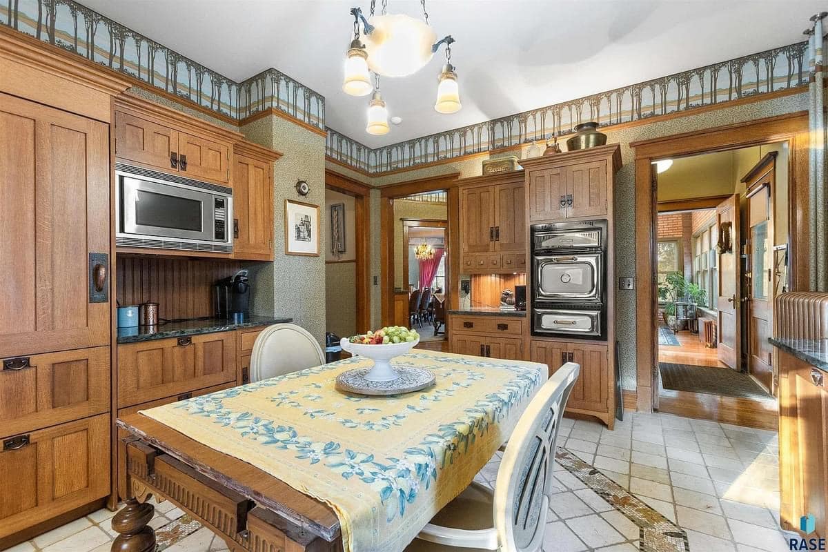 1917 Kennedy Mansion For Sale In Canton South Dakota