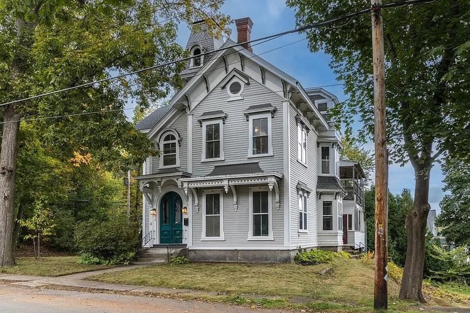 1868 Italianate For Sale In Fitchburg Massachusetts