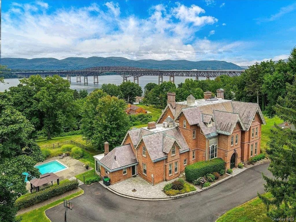 1856 Mansion For Sale In Newburgh New York