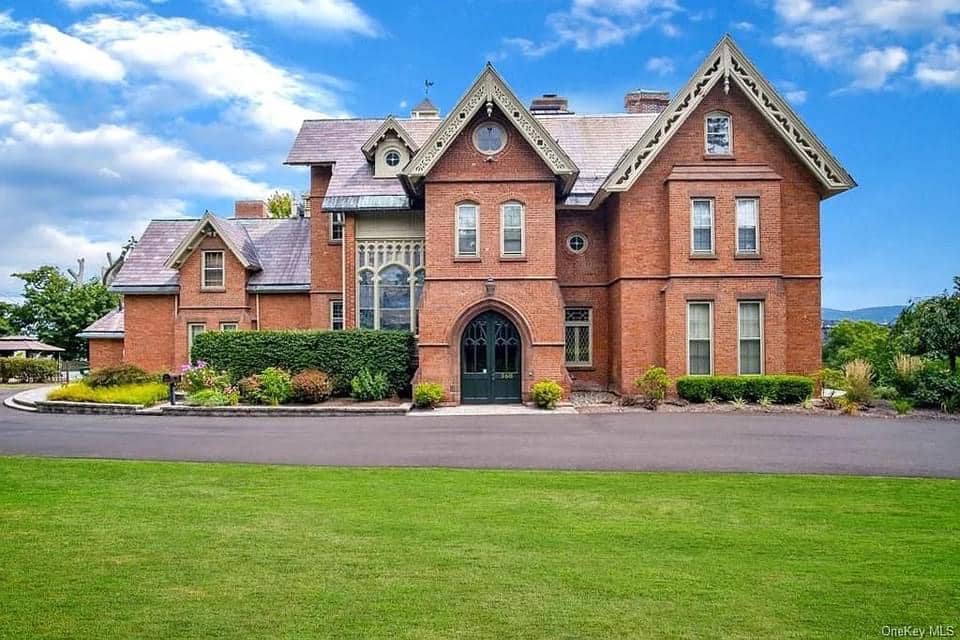 1856 Mansion For Sale In Newburgh New York