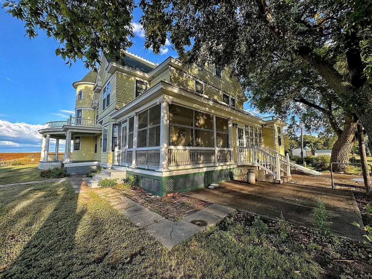 1880 Victorian For Sale In Burr Oak Kansas