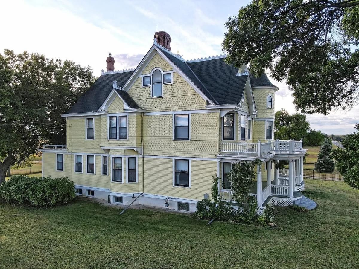 1880 Victorian For Sale In Burr Oak Kansas