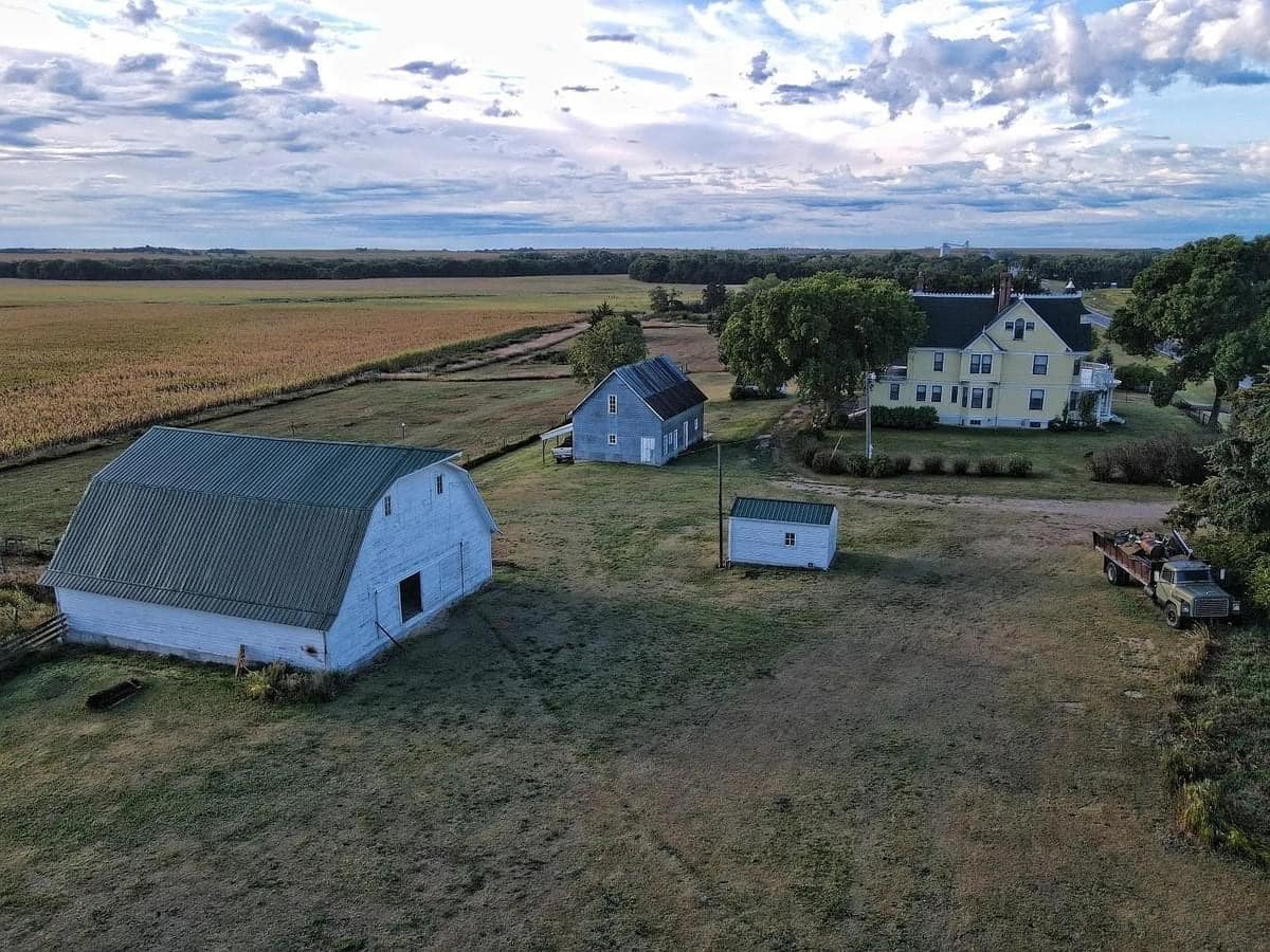 1880 Victorian For Sale In Burr Oak Kansas