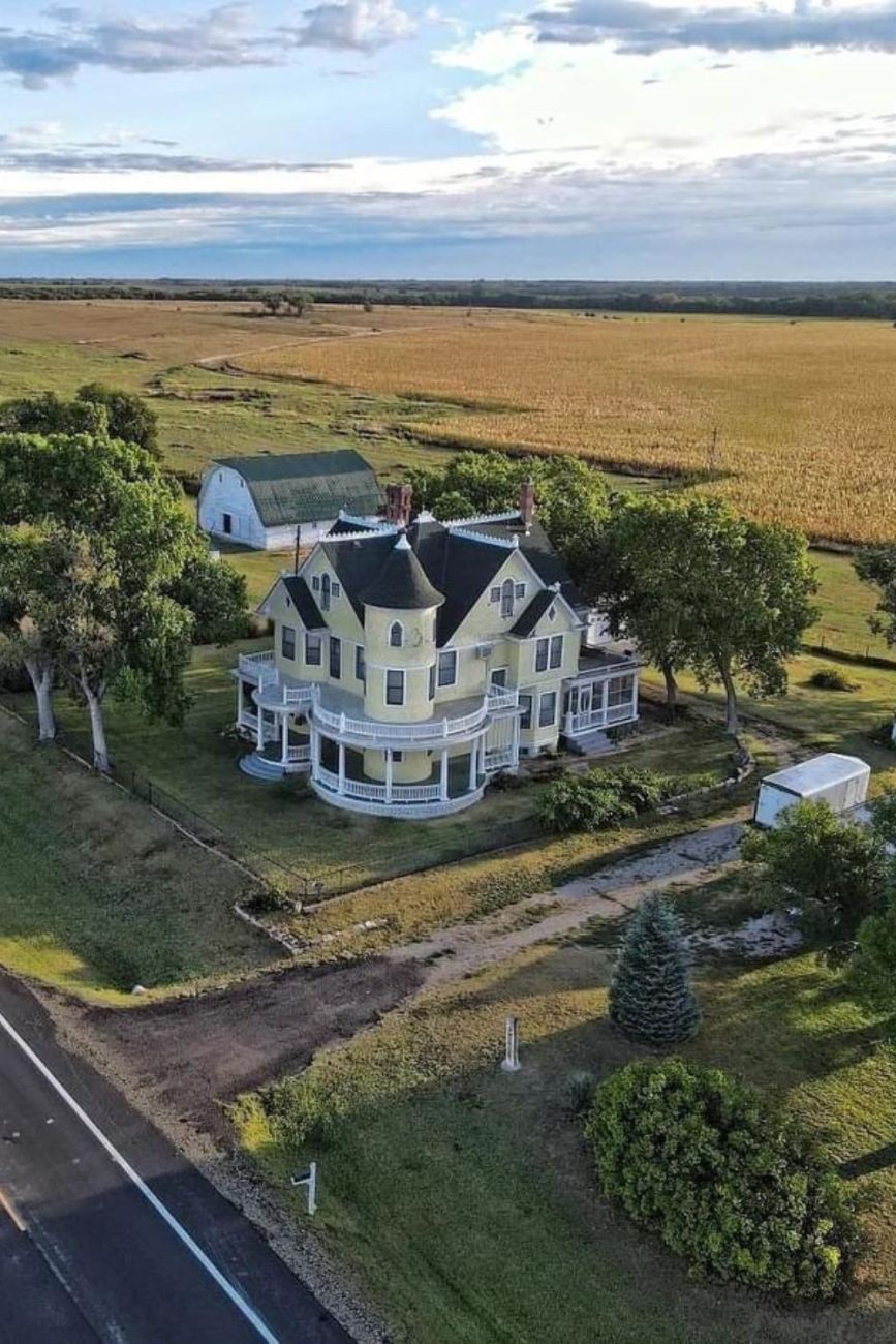 1880 Victorian For Sale In Burr Oak Kansas