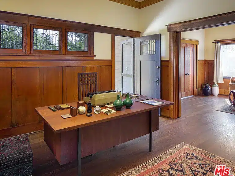 1915 Tudor Revival For Sale In Los Angeles California