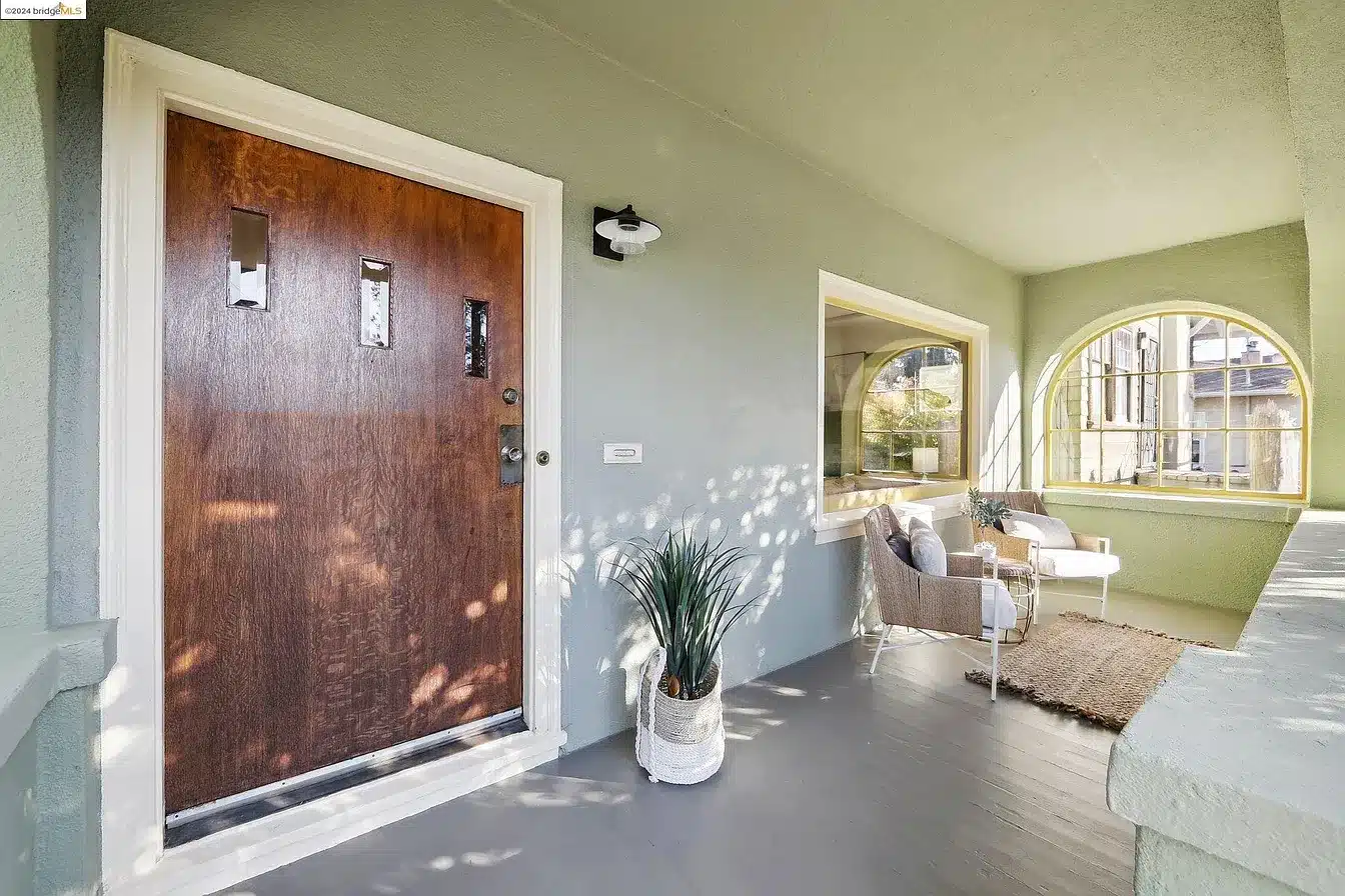 1916 Bungalow For Sale In Oakland California