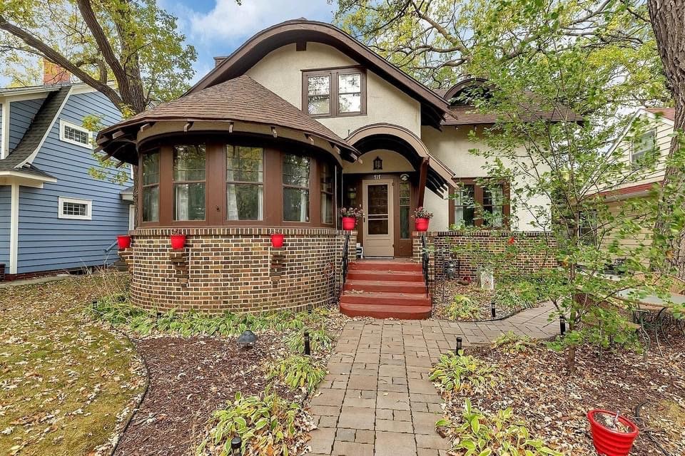 1923 Craftsman For Sale In Saint Cloud Minnesota