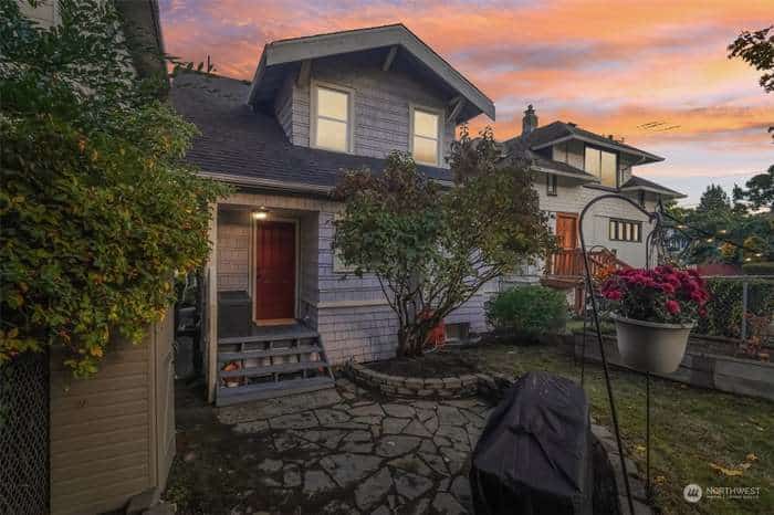 1915 Craftsman For Sale In Seattle Washington