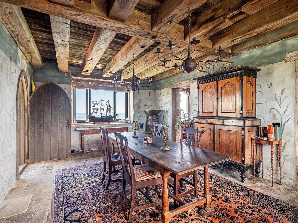 1912 Stone House For Sale In Montauk New York