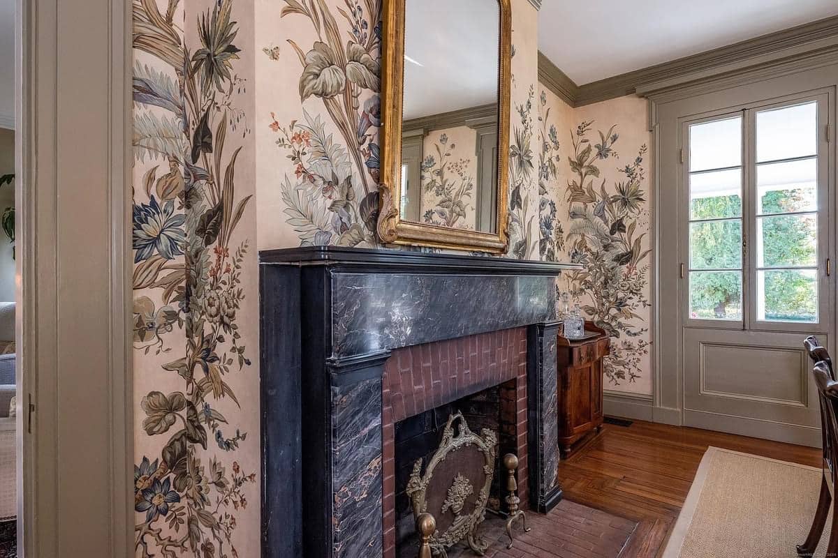 1830 Chadwick House For Sale In Old Lyme Connecticut