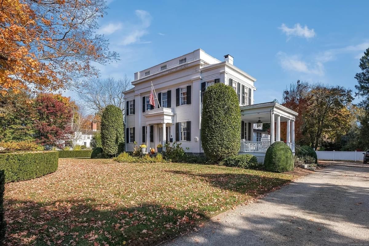 1830 Chadwick House For Sale In Old Lyme Connecticut