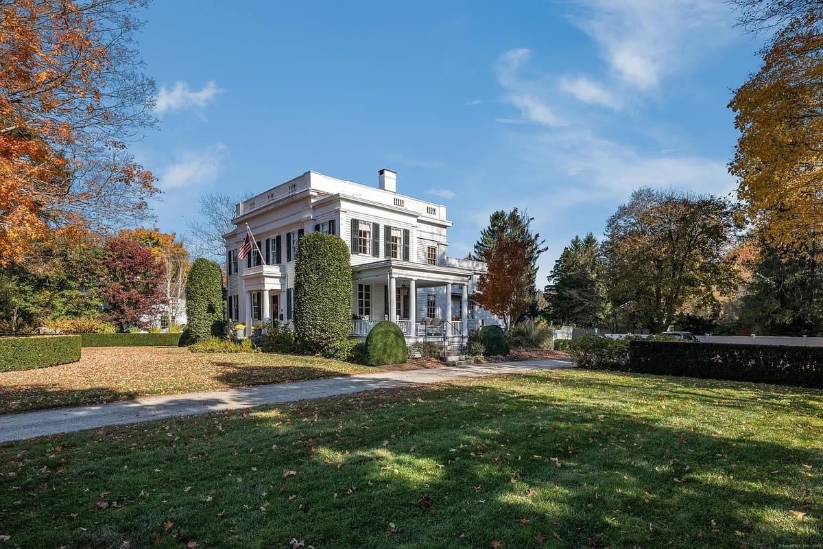 1830 Chadwick House For Sale In Old Lyme Connecticut