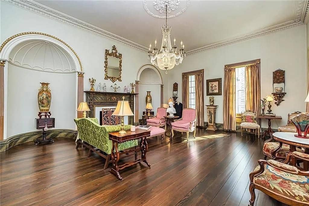 1828 Colonial For Sale In Newnan Georgia