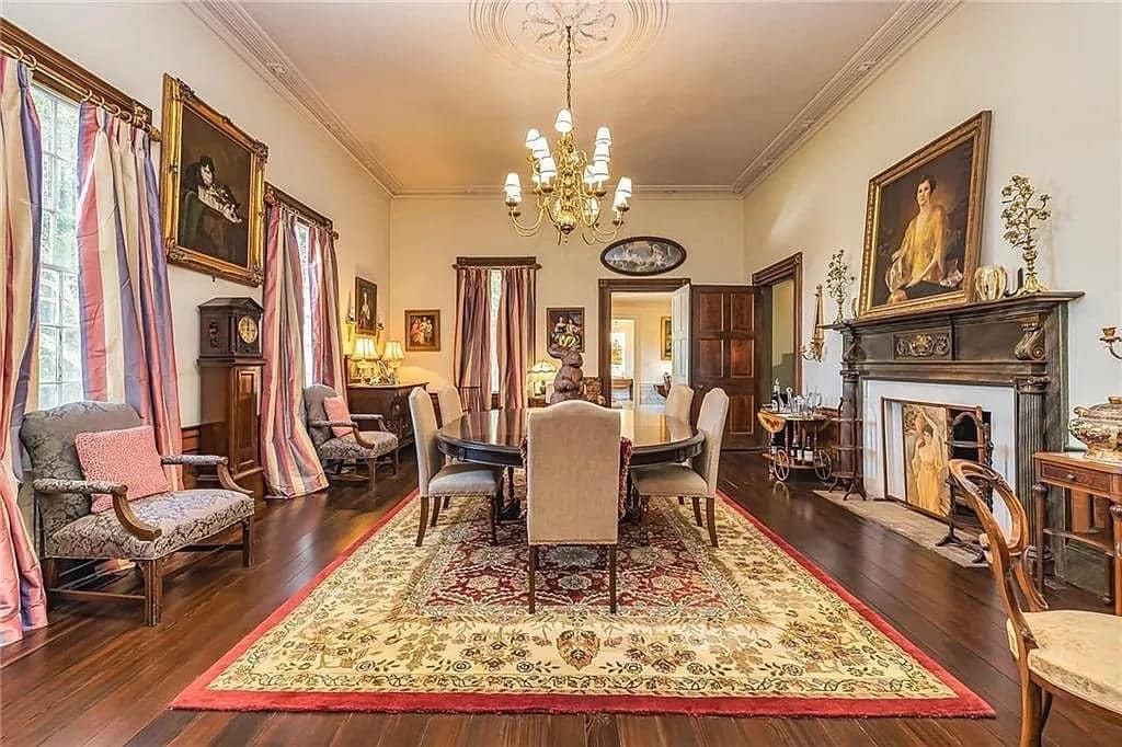 1828 Colonial For Sale In Newnan Georgia