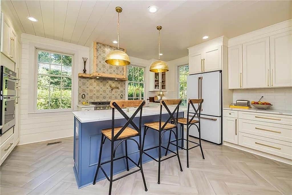 1828 Colonial For Sale In Newnan Georgia