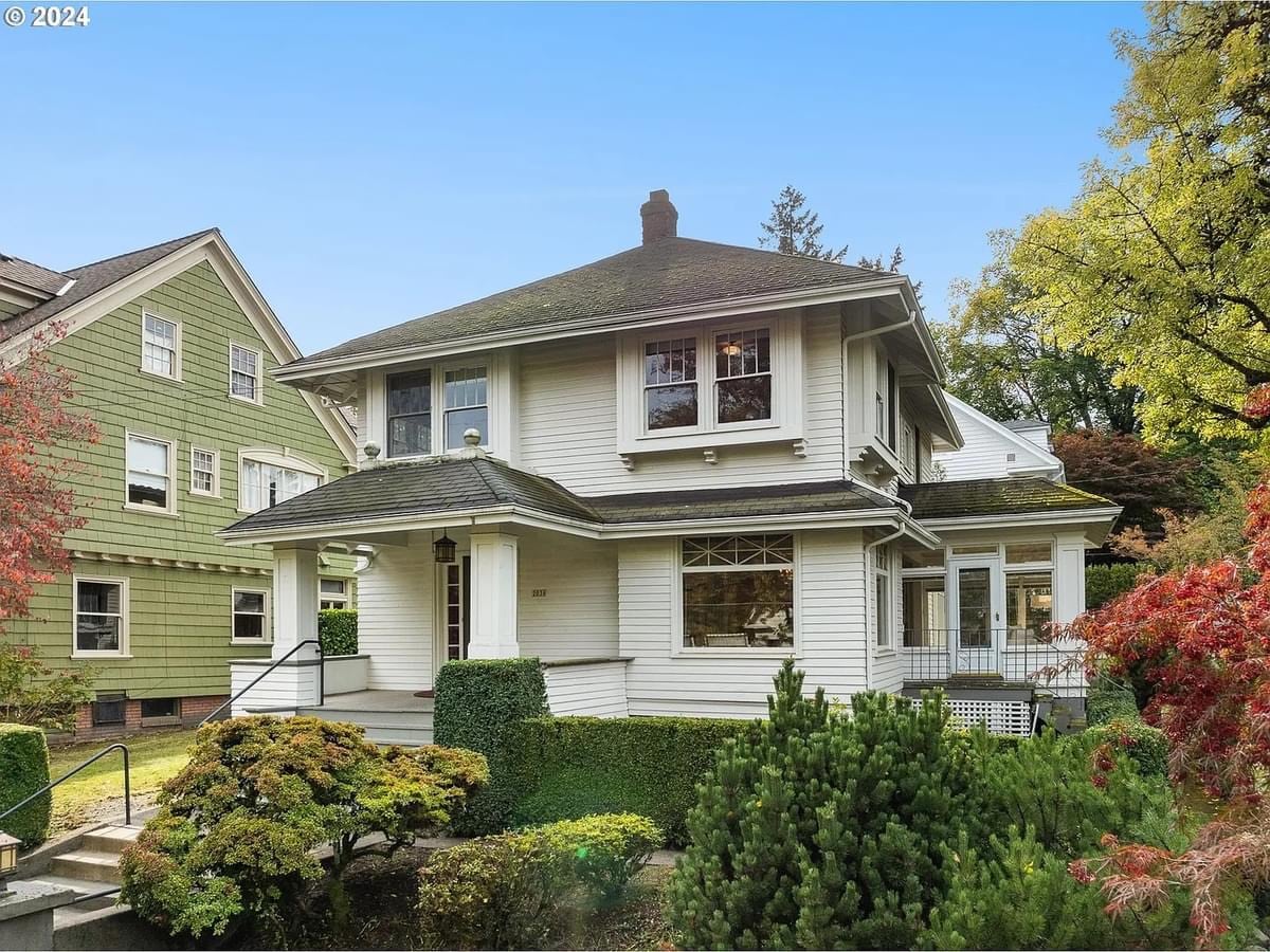 1908 Foursquare For Sale In Portland Oregon