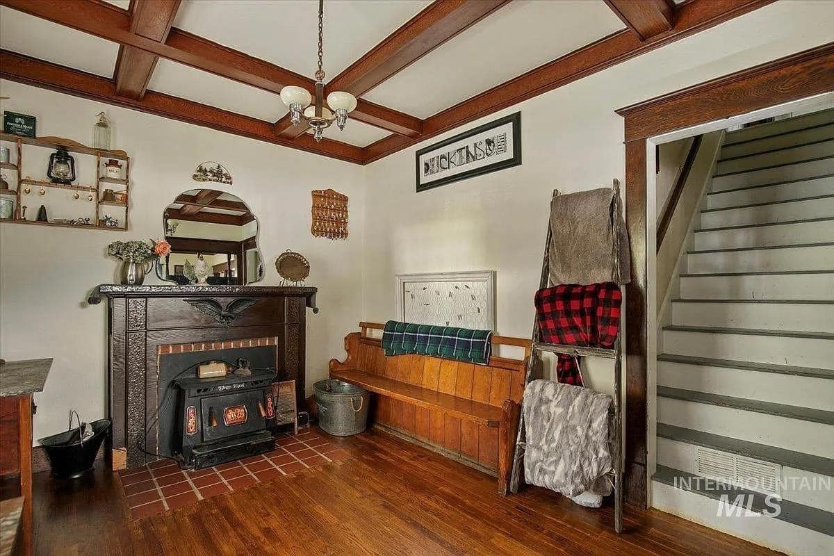 1910 Craftsman For Sale In Mountain Home Idaho