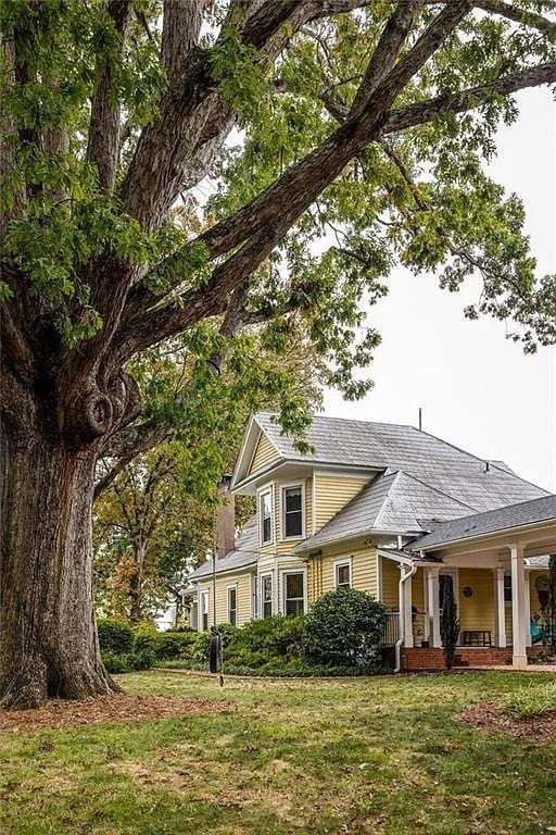 1900 Victorian For Sale In Smyrna Georgia