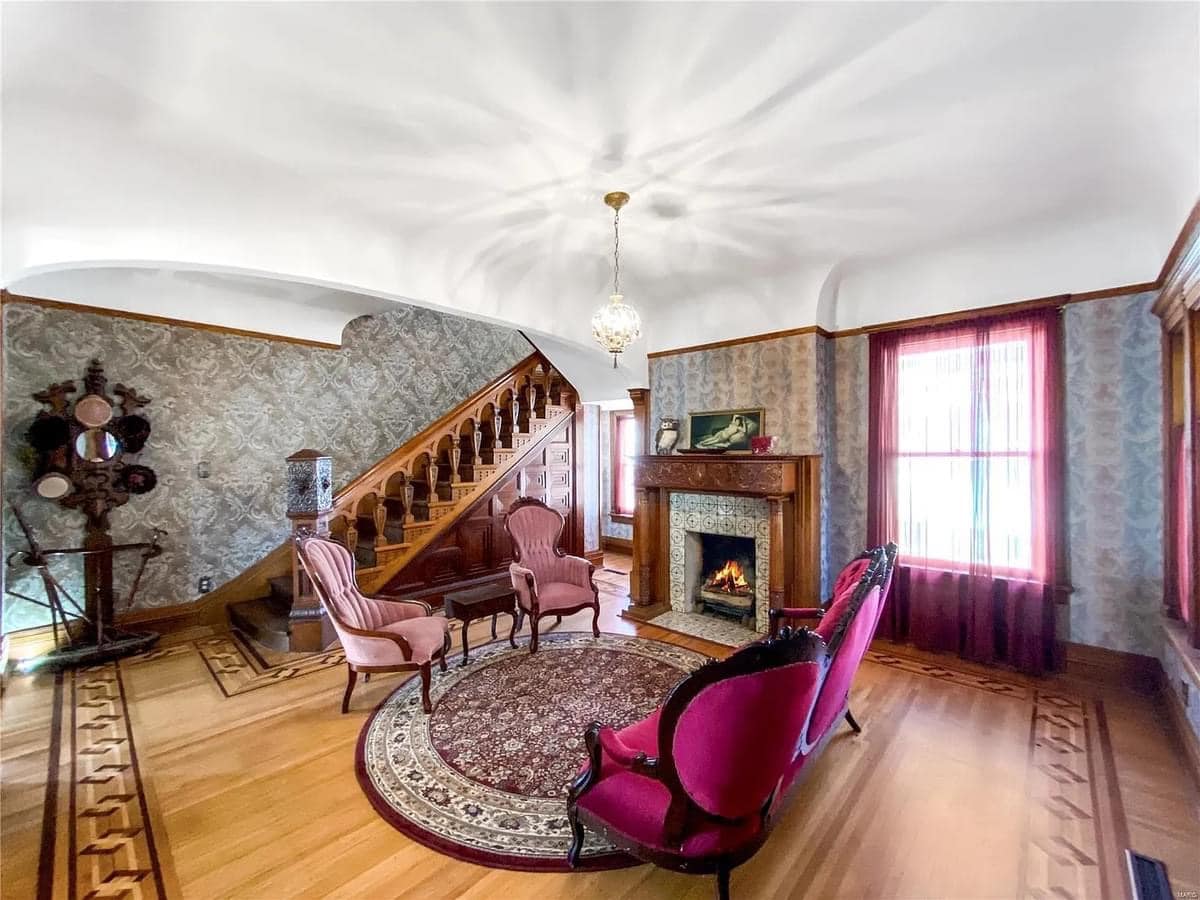 1891 Victorian For Sale In Sedalia Missouri