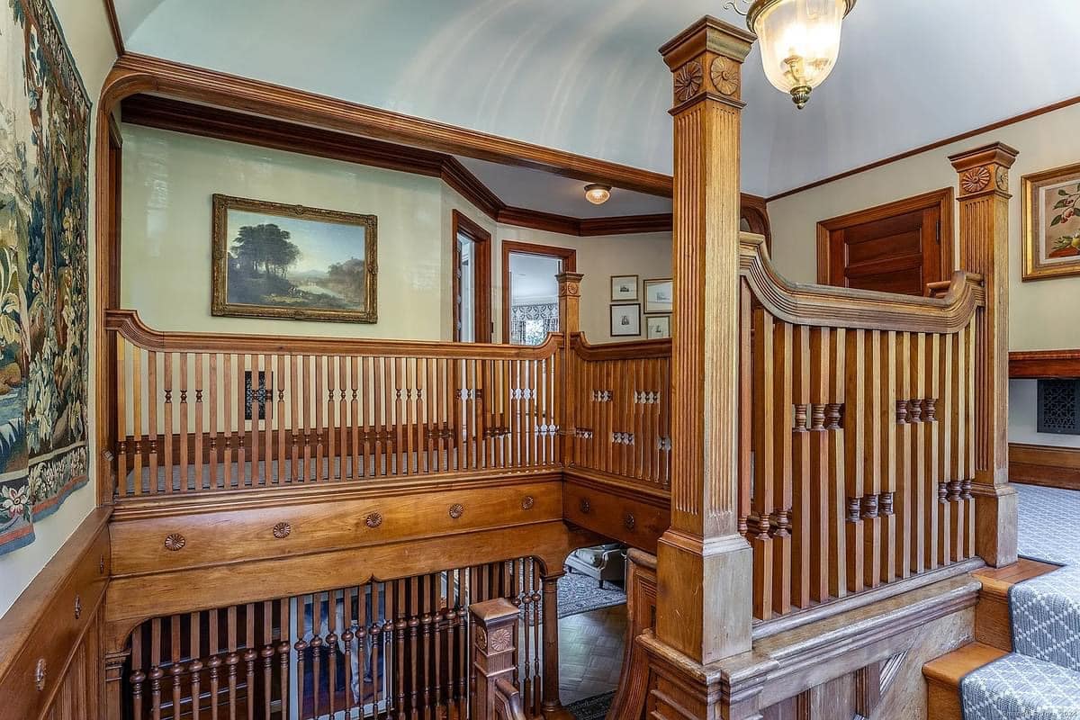 1895 Victorian For Sale In Washington Connecticut