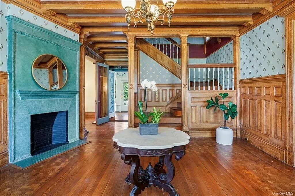 1898 Victorian For Sale In Larchmont New York