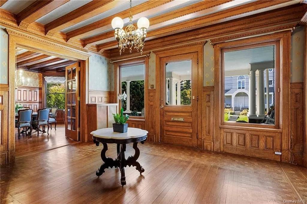 1898 Victorian For Sale In Larchmont New York