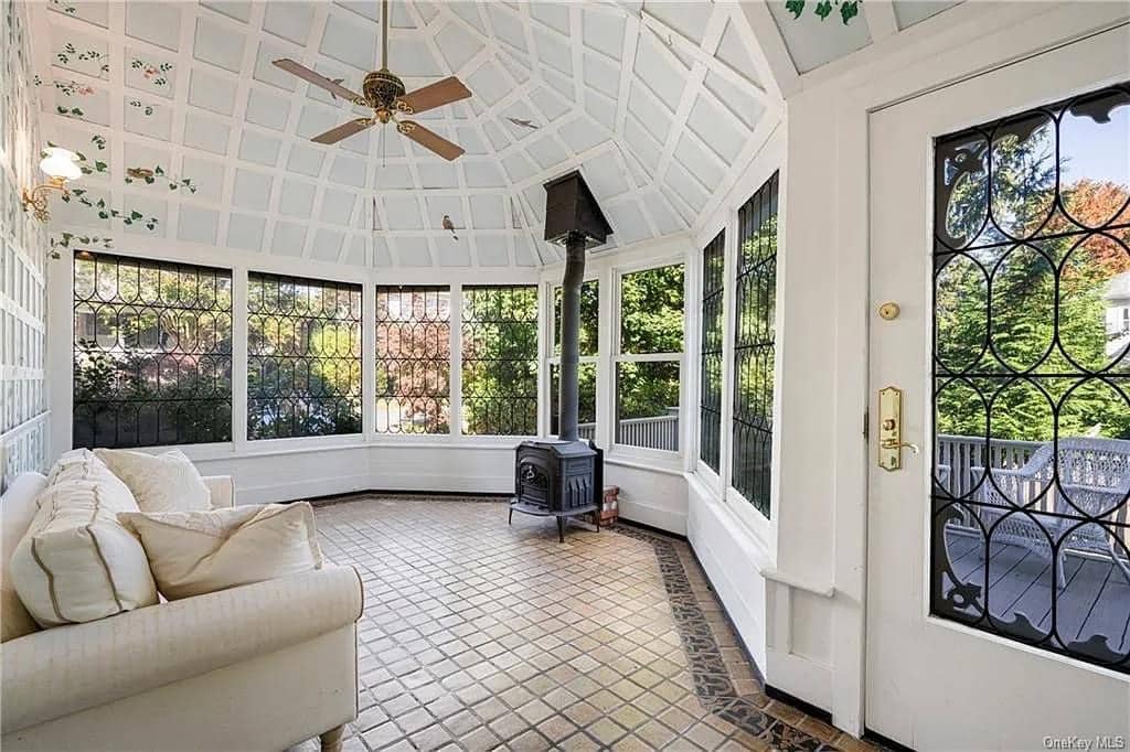 1898 Victorian For Sale In Larchmont New York