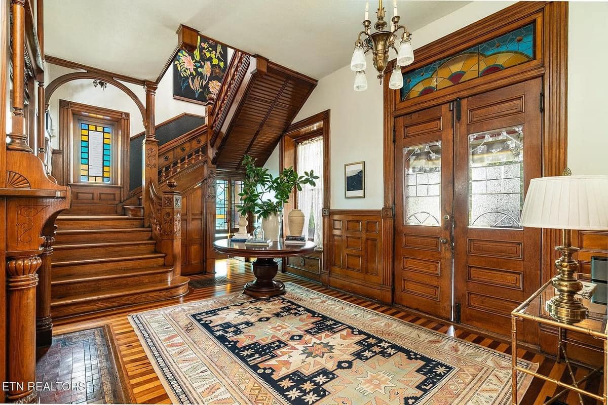 1899 Victorian For Sale In Knoxville Tennessee