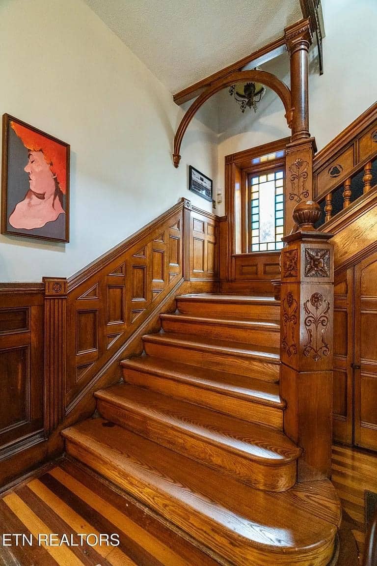 1899 Victorian For Sale In Knoxville Tennessee